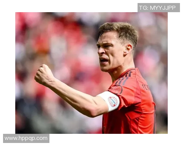 基米希强势封堵拜仁防线展现出色防守能力与战术智慧 基米希强势封堵拜仁防线展现出色防守能力与战术智慧