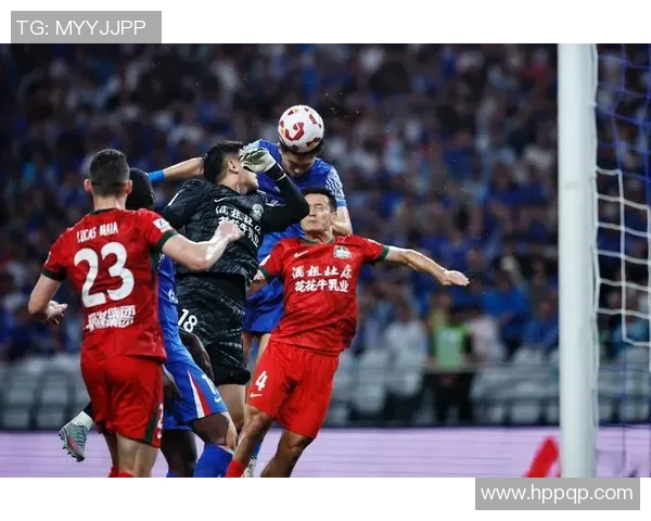 中超联赛精彩瞬间谭龙点射助力球队逆转胜利展现超强实力