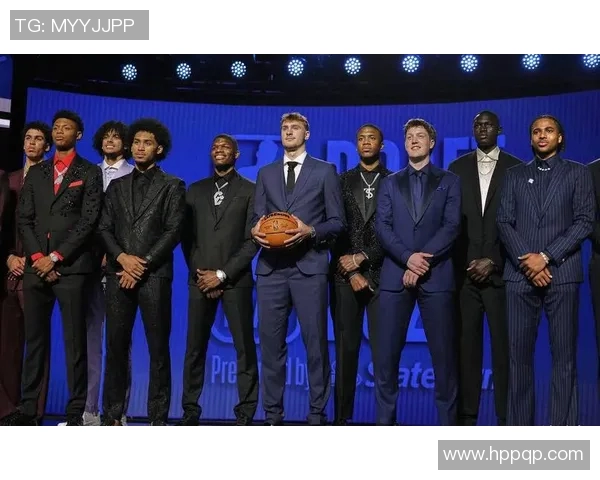 独行侠签下新秀拉杜兰，期待他在新赛季的表现