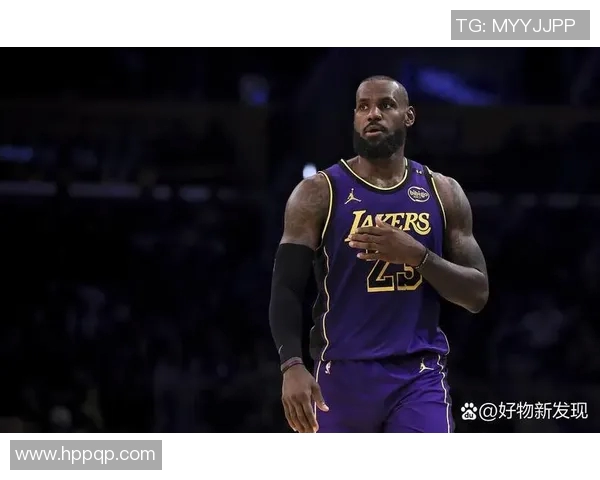 勒布朗-詹姆斯成为湖人队史得分王，创造新里程碑