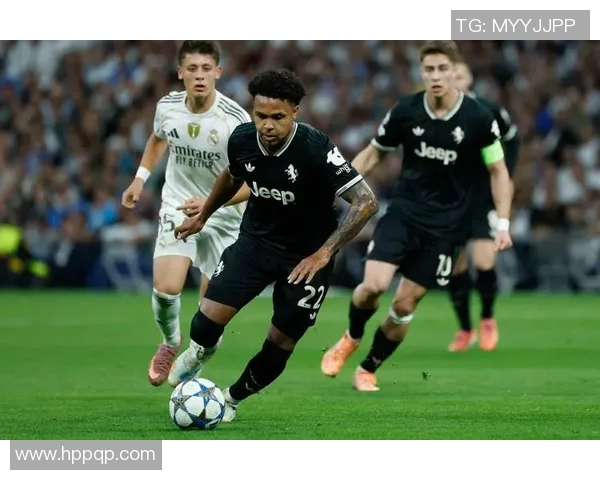 尤文图斯在欧冠联赛中大比分击败皇家马德里晋级八强