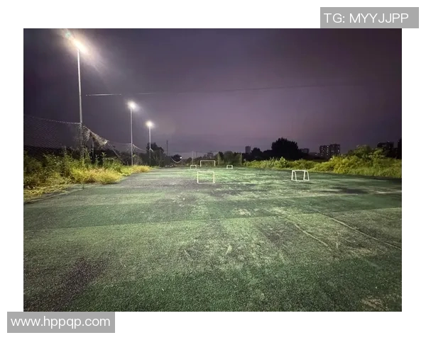 雨天对足球赛事场地影响的全面分析与应对策略探讨