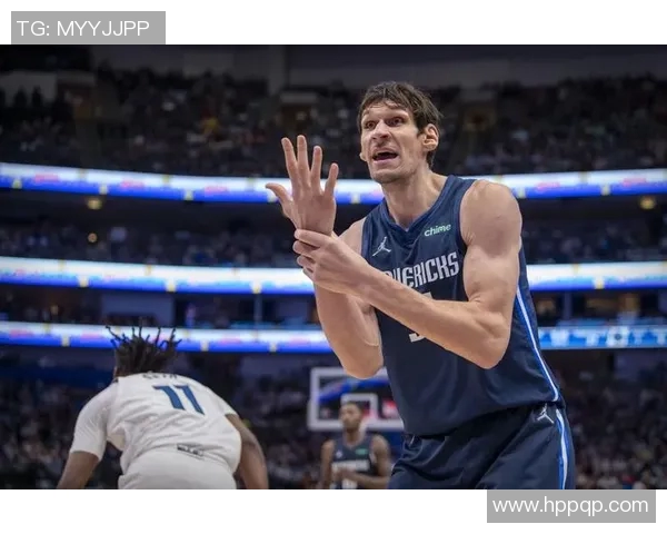 鹈鹕签下前篮网球员奥洛维尔-坦摩瑞，帮助球队提升内线实力